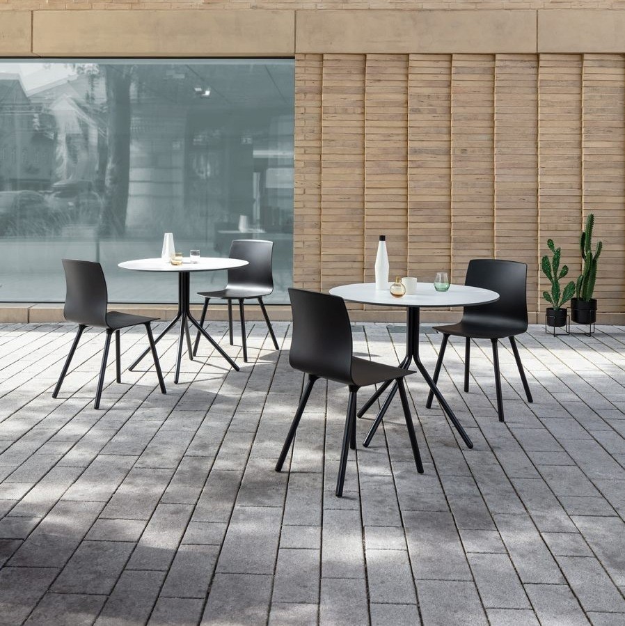 Dauphin "Fiore Tische" Beistelltisch rund und quadratisch indoor/outdoor, Modell FI 7640, FI 7641 und FI 7646